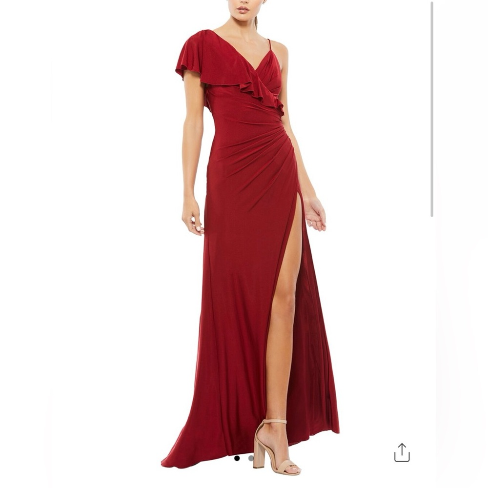 Mac Duggal Asymmetric Jersey Ruffled Cap Sleeve Gown Wine Size 4